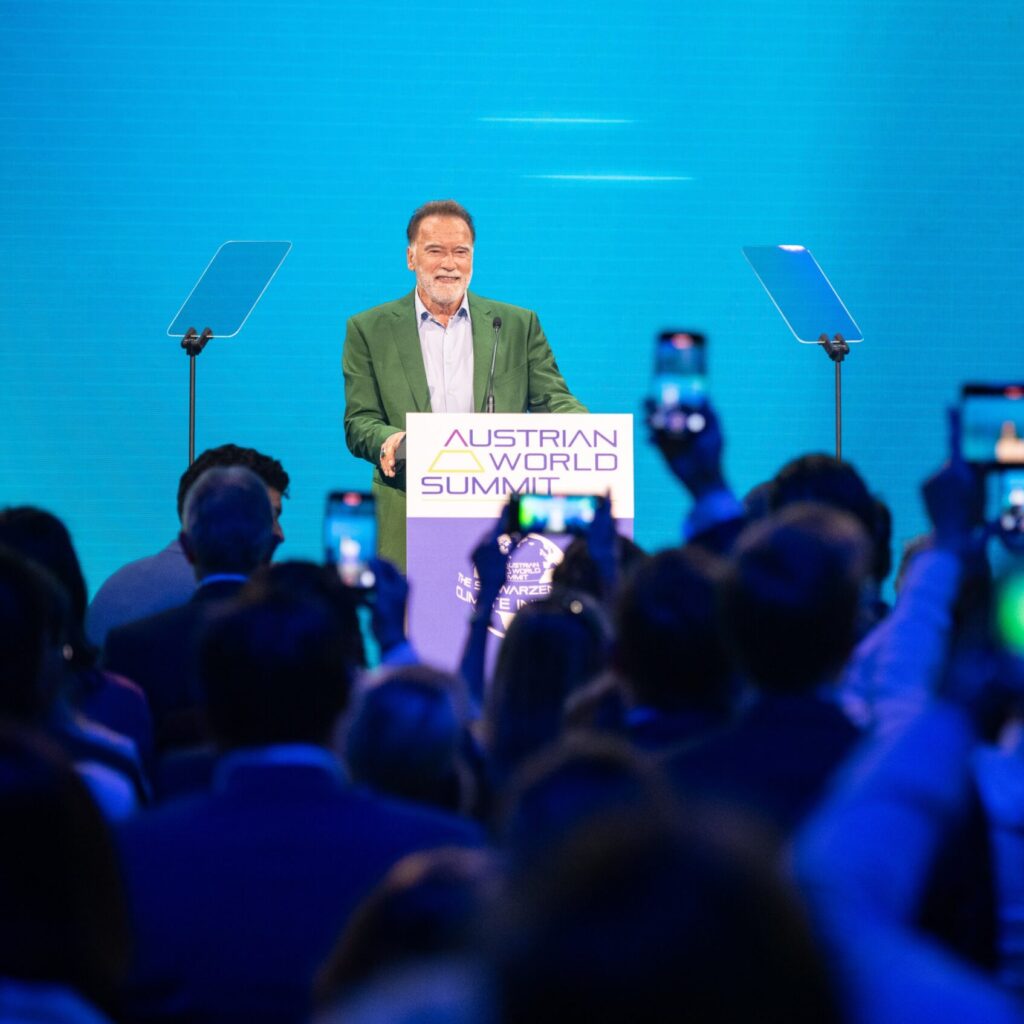 Arnold Schwarzenegger